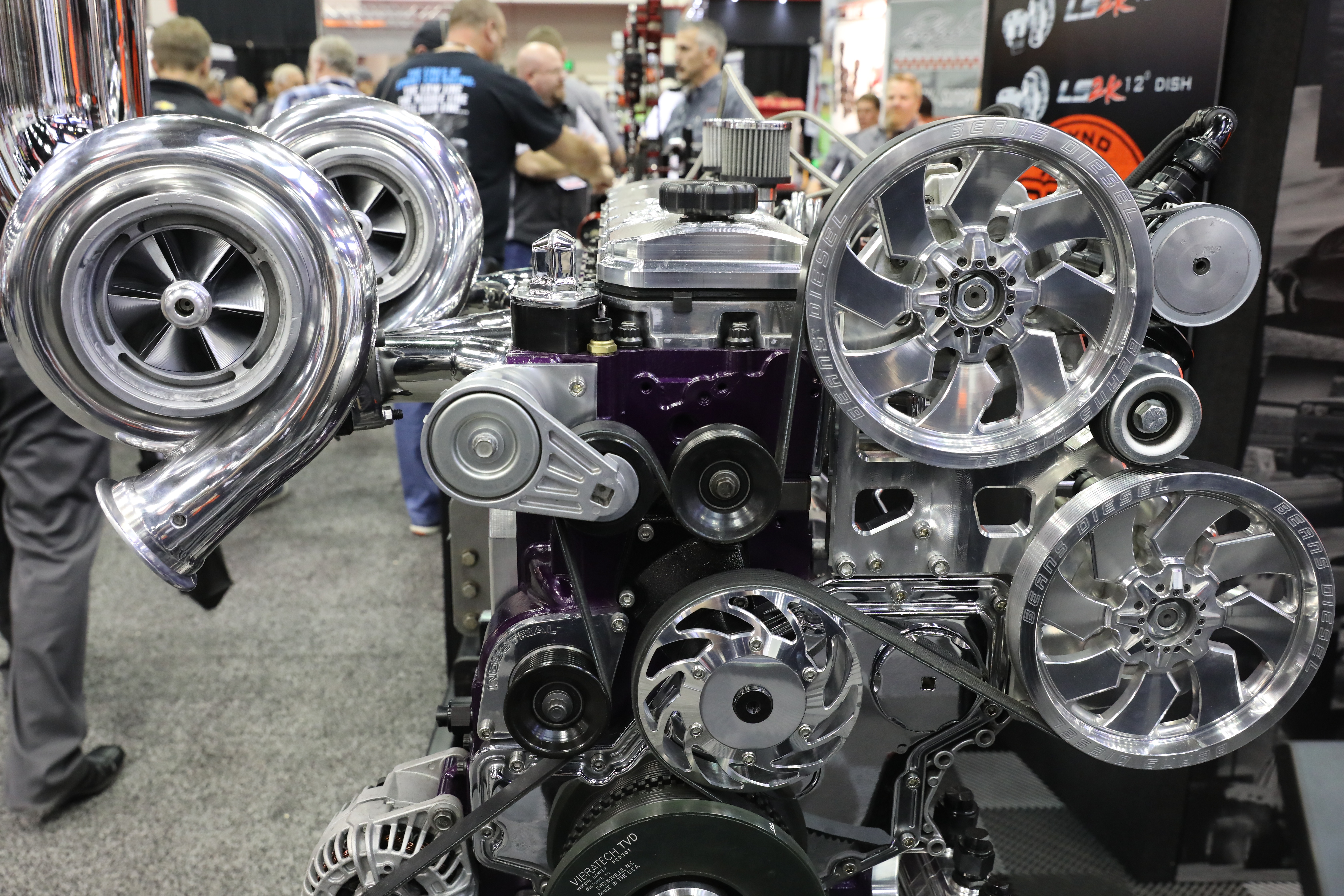 005-Diamond-engines-booth-PRI.jpg